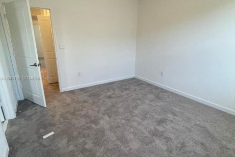 Adosado en alquiler en Homestead, Florida, 3 dormitorios, 134.52 m2 № 2060097 - foto 15