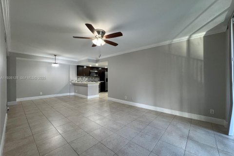 Купить кондоминиум в Плантация, Флорида 2 спальни, 89.65м2, № 2000740 - фото 22