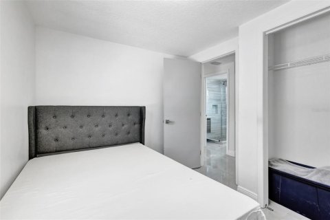 Casa en venta en Hutchinson Island South, Florida, 4 dormitorios, 238.94 m2 № 1802983 - foto 17