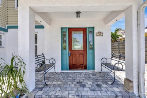 Casa en venta en Hutchinson Island South, Florida, 4 dormitorios, 238.94 m2 № 1802983 - foto 4