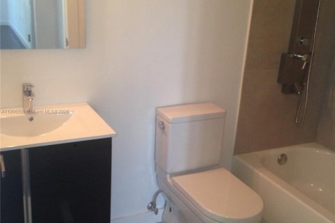 Condo in Miami Beach, Florida, 1 bedroom  № 1957195 - photo 7
