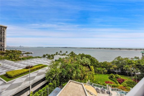 Condominio en venta en Miami, Florida, 3 dormitorios, 241.55 m2 № 1862894 - foto 7