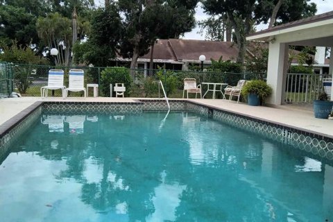 Condo in Sarasota, Florida, 2 bedrooms  № 2098797 - photo 23
