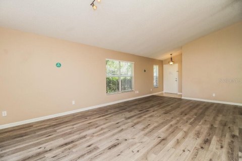 Casa en alquiler en Orlando, Florida, 3 dormitorios, 191.29 m2 № 1886216 - foto 5