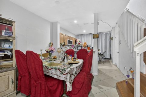 Touwnhouse à vendre à Riviera Beach, Floride: 3 chambres, 123.93 m2 № 2243486 - photo 6
