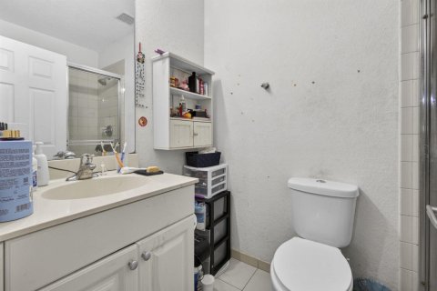 Touwnhouse à vendre à Riviera Beach, Floride: 3 chambres, 123.93 m2 № 2243486 - photo 19