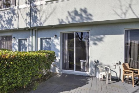 Touwnhouse à vendre à Riviera Beach, Floride: 3 chambres, 123.93 m2 № 2243486 - photo 30