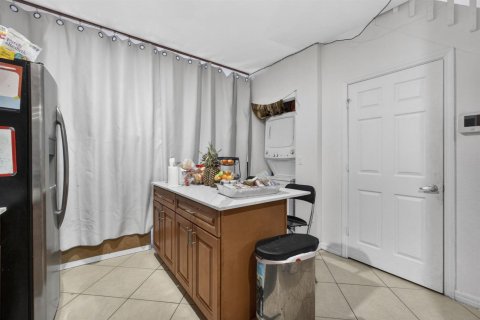 Touwnhouse à vendre à Riviera Beach, Floride: 3 chambres, 123.93 m2 № 2243486 - photo 11