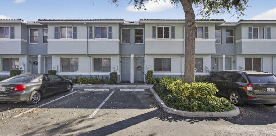 Touwnhouse à Riviera Beach, Floride 3 chambres, 123.93 m2 № 2243486