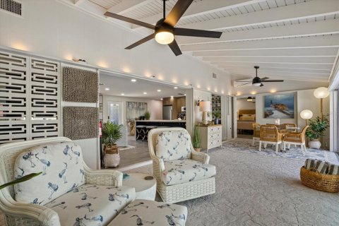 House in Englewood, Florida 3 bedrooms, 166.67 sq.m. № 1757406 - photo 20