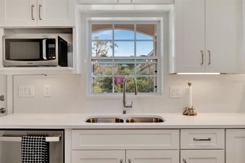 Condominio en venta en Bradenton, Florida, 2 dormitorios, 100.15 m2 № 1760492 - foto 10