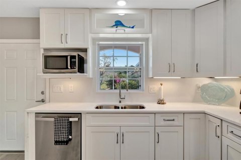 Condominio en venta en Bradenton, Florida, 2 dormitorios, 100.15 m2 № 1760492 - foto 9