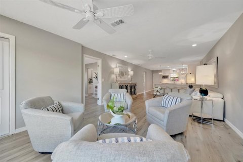 Condominio en venta en Bradenton, Florida, 2 dormitorios, 100.15 m2 № 1760492 - foto 21