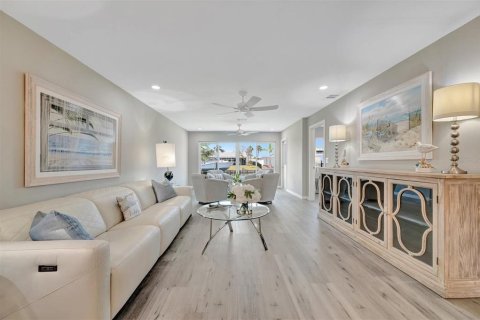 Condominio en venta en Bradenton, Florida, 2 dormitorios, 100.15 m2 № 1760492 - foto 16