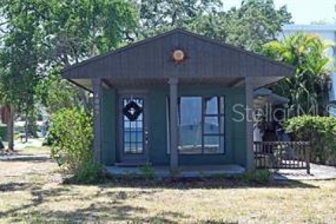 Casa en alquiler en Tampa, Florida, 2 dormitorios, 88.26 m2 № 1878065 - foto 3