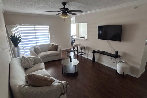 Copropriété à vendre à Pembroke Pines, Floride: 2 chambres, 104.98 m2 № 1736171 - photo 7