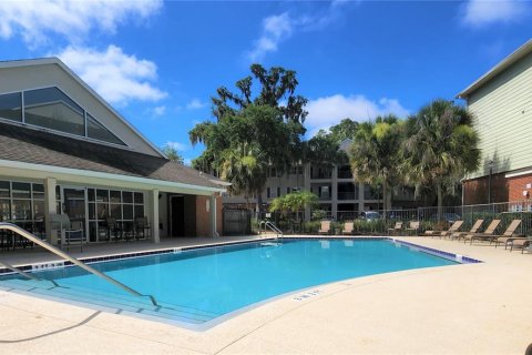 Condo in Gainesville, Florida, 1 bedroom  № 1789847 - photo 15