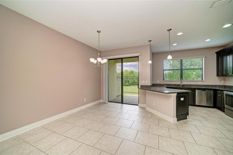 Townhouse in Bradenton, Florida 3 bedrooms, 177.26 sq.m. № 2226217 - photo 19