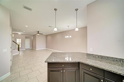 Townhouse in Bradenton, Florida 3 bedrooms, 177.26 sq.m. № 2226217 - photo 9
