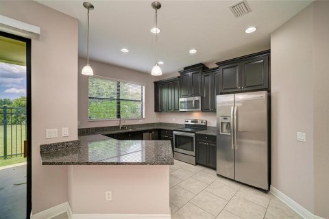 Townhouse in Bradenton, Florida 3 bedrooms, 177.26 sq.m. № 2226217 - photo 8