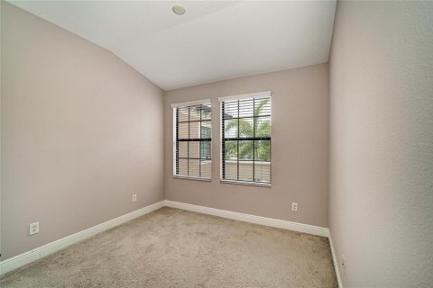 Townhouse in Bradenton, Florida 3 bedrooms, 177.26 sq.m. № 2226217 - photo 30