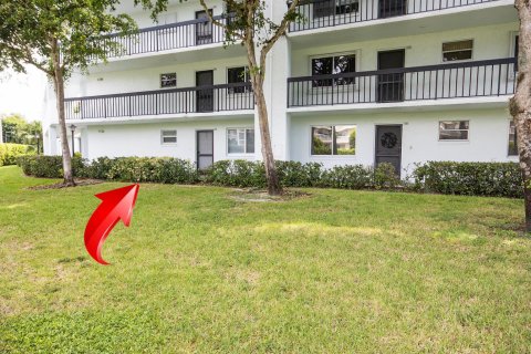 Condo in Lake Worth, Florida, 3 bedrooms  № 2085975 - photo 27