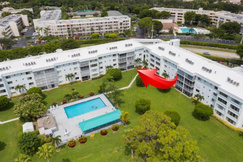 Condo in Lake Worth, Florida, 3 bedrooms  № 2085975 - photo 29