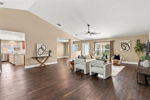 Casa en venta en Winter Garden, Florida, 4 dormitorios, 281.4 m2 № 2312834 - foto 13