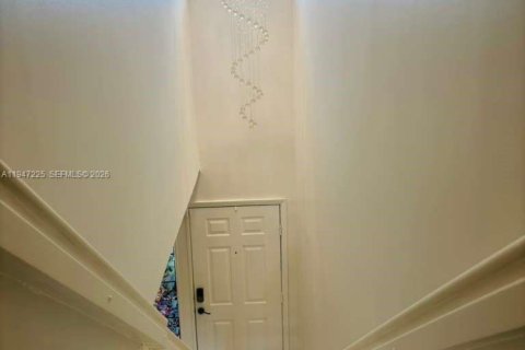 Copropriété à vendre à Miami, Floride: 3 chambres, 126.35 m2 № 2003491 - photo 4