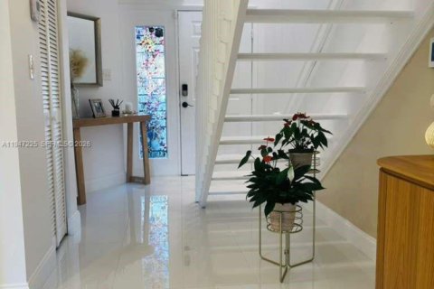 Copropriété à vendre à Miami, Floride: 3 chambres, 126.35 m2 № 2003491 - photo 3