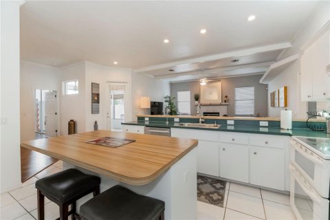 Casa en alquiler en Lakeland, Florida, 3 dormitorios, 273.97 m2 № 1915793 - foto 24