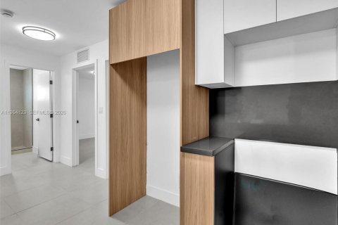 Immobilier commercial à vendre à Miami, Floride № 2032186 - photo 5