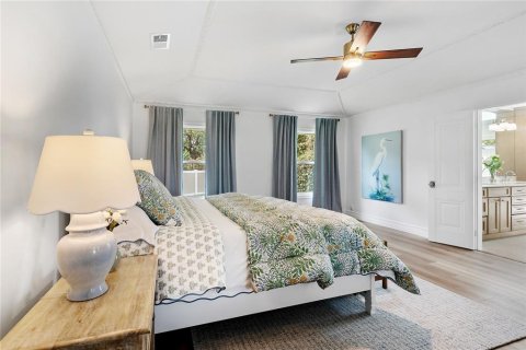 House in Sarasota, Florida 3 bedrooms, 305.83 sq.m. № 2199555 - photo 30