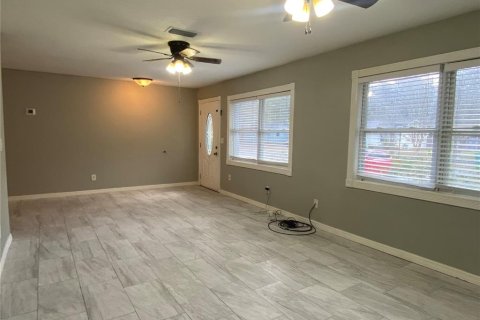 Villa ou maison à vendre à Zephyrhills, Floride: 2 chambres, 98.85 m2 № 2231788 - photo 7