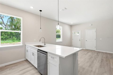Casa en venta en Eustis, Florida, 3 dormitorios, 122.35 m2 № 2234644 - foto 15