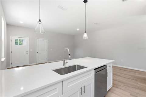 Casa en venta en Eustis, Florida, 3 dormitorios, 122.35 m2 № 2234644 - foto 17