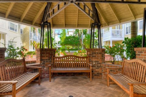 Condo in Tampa, Florida, 1 bedroom  № 1767109 - photo 7