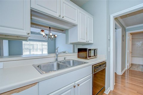 Condo in Tampa, Florida, 1 bedroom  № 1767109 - photo 19