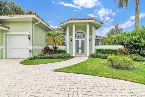 Casa en venta en Boca Raton, Florida, 5 dormitorios, 329.8 m2 № 1946018 - foto 3