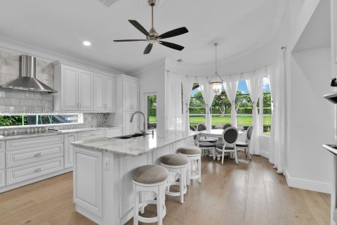 Casa en venta en Boca Raton, Florida, 5 dormitorios, 329.8 m2 № 1946018 - foto 4