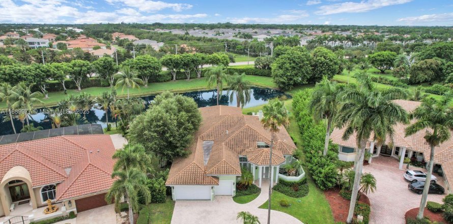 Casa en Boca Raton, Florida 5 dormitorios, 329.8 m2 № 1946018