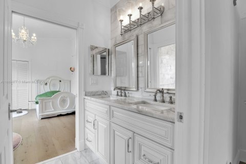 Casa en venta en Boca Raton, Florida, 5 dormitorios, 329.8 m2 № 1946018 - foto 18