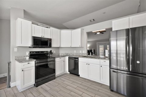 Villa ou maison à vendre à Clermont, Floride: 3 chambres, 143.53 m2 № 1795286 - photo 5
