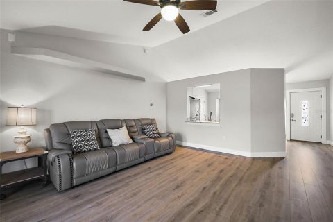 Villa ou maison à vendre à Clermont, Floride: 3 chambres, 143.53 m2 № 1795286 - photo 13