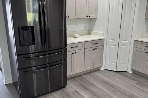 Casa en venta en Alachua, Florida, 5 dormitorios, 260.5 m2 № 1907543 - foto 10