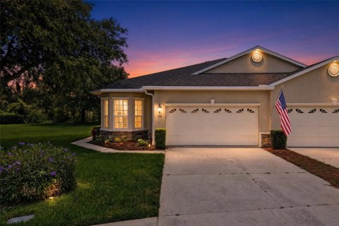 Villa ou maison à DeBary, Floride 2 chambres, 162.11 m2 № 2147661