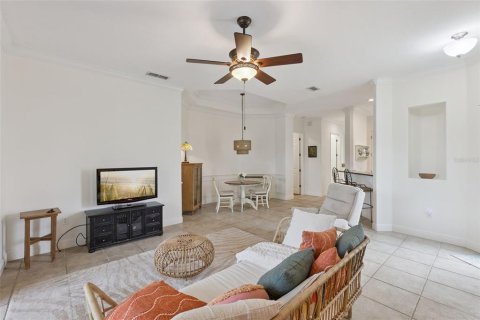 Villa ou maison à vendre à DeBary, Floride: 2 chambres, 162.11 m2 № 2147661 - photo 8