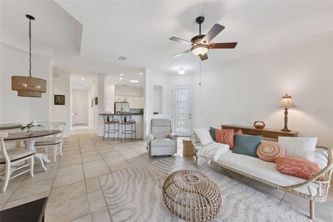 Villa ou maison à vendre à DeBary, Floride: 2 chambres, 162.11 m2 № 2147661 - photo 3