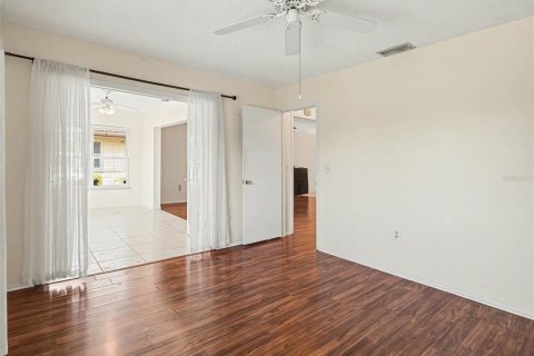 Condo in Bradenton, Florida, 2 bedrooms № 2206950 - photo 21