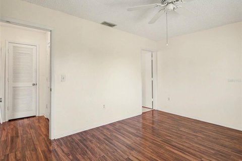 Condo in Bradenton, Florida, 2 bedrooms № 2206950 - photo 22